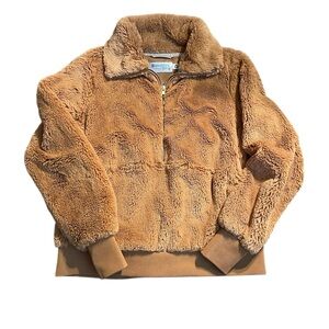 Aventura soft Fleece Slipover Recycled Poly Women’s size small Caramel